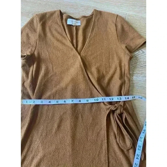 Madewell Texture And Thread Tie Faux Wrap Mini Dress Size XS Fall Spice Mustard - Picture 8 of 9